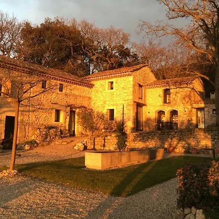Les Esplanes La Garde-Adhémar