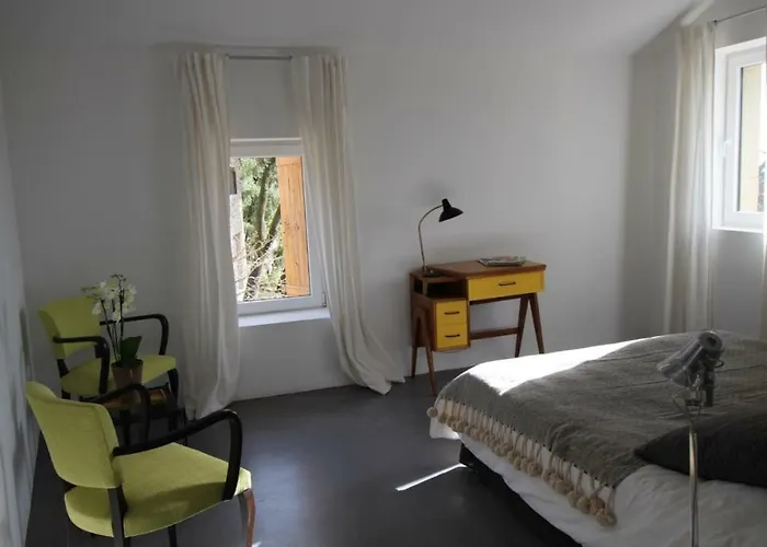 Bed & Breakfast Les Esplanes La Garde-Adhémar