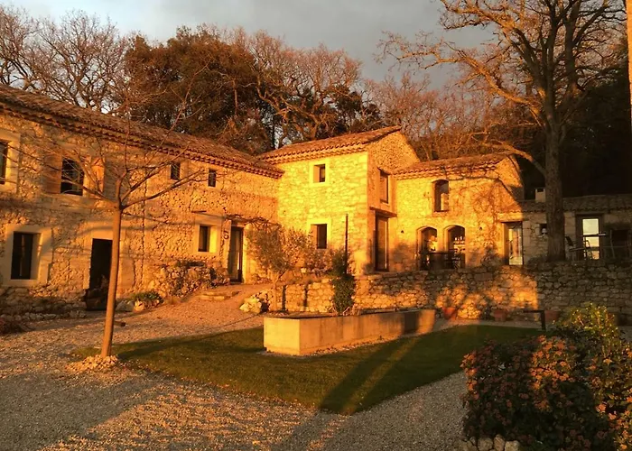 Les Esplanes La Garde-Adhémar