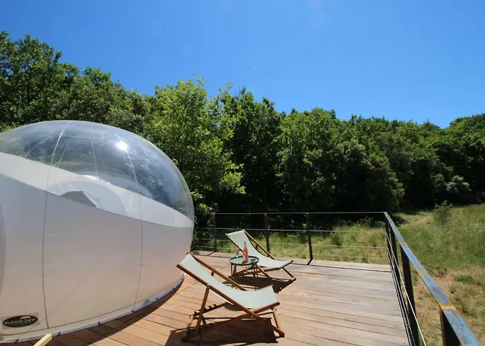 Les Esplanes Bed & Breakfast 4*