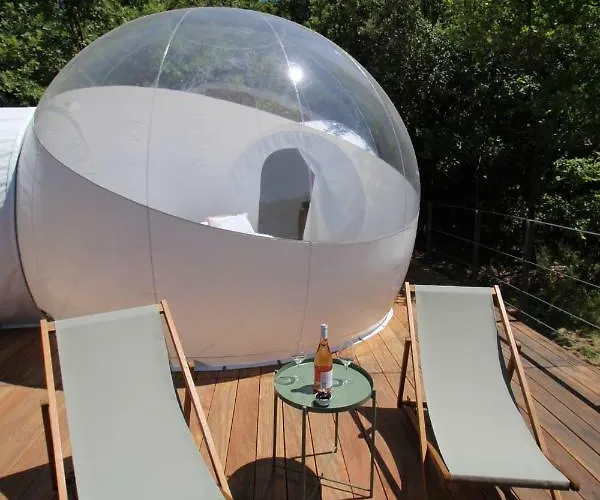 Les Esplanes Bed & Breakfast 4*
